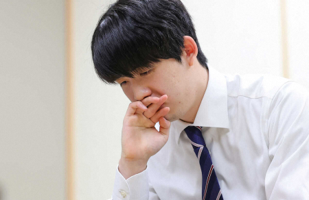 藤井7冠　新将棋会館で8冠復帰へ第一歩　叡王戦本戦トーナメント1回戦勝利「集中して指せた」