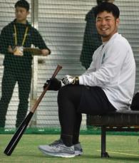 ソフトバンク近藤　自主トレ先の「子宝の島」でドジャース大谷に先輩パパとして心得説く