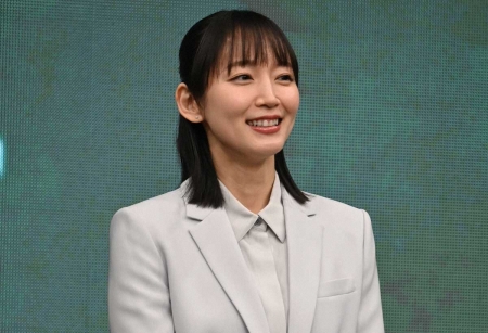 吉岡里帆　“生徒”の歌唱に思わず涙「泣いちゃいました」「みんながキラキラしすぎていて…」