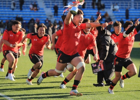 【ラグビー大学選手権】帝京大V4！対抗戦で敗れた早大にリベンジ　青木主将「何度も負けたくなかった」