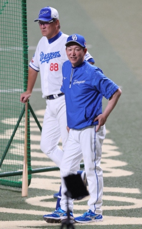 片岡篤史氏　15歳からの盟友・立浪監督の中日を勝たせられなかった無念「もう1年やってほしかった」