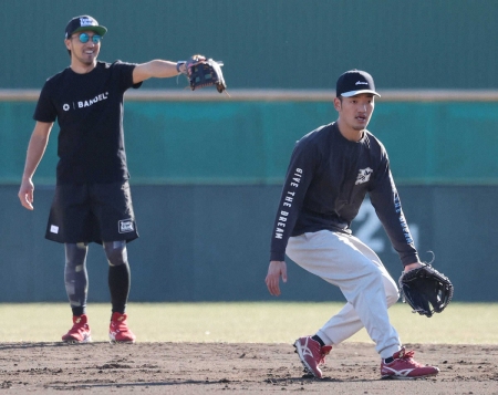 広島・矢野　名実ともに遊撃レギュラーへ「誰にも負けないように。守備の安定感もっと出したい」