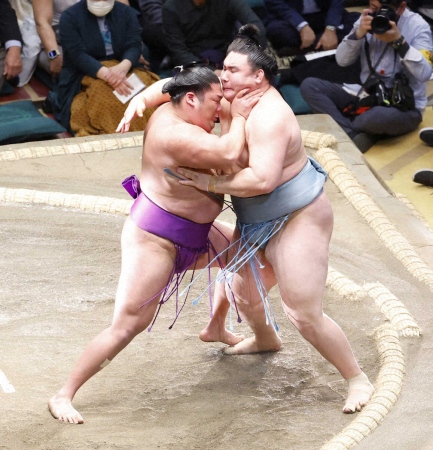 尊富士 通算100勝　引退の照ノ富士の分まで頑張る「手本を脳に焼き付け、モチベーションに」