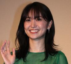 大島優子　祖母の死去を報告「死化粧を私がさせてもらいました」「もらった愛情は大切に仕舞われている」