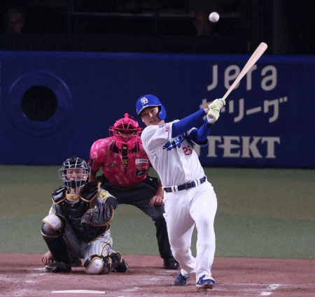 片岡篤史氏　激化する中日の内野手争いのキーマン「名古屋のファンは息子のように見てる」