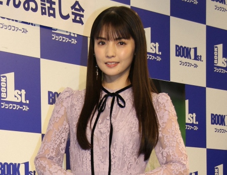 今夏で芸能界引退の元モー娘。道重さゆみ　ブログでファンへの感謝つづる「気持ち、愛。本当にありがとう」