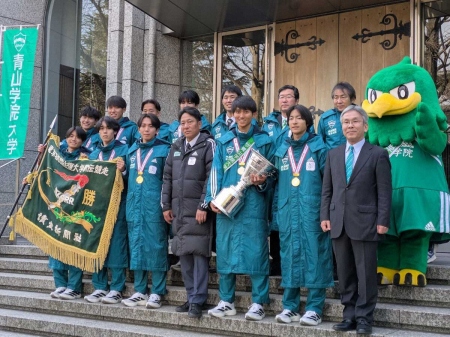 箱根Vの青学大、恒例の卒業旅行はグアムへ！原監督「最後の学生生活を楽しんで」