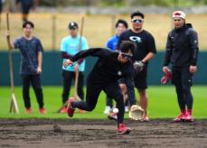 アマ野球担当が見た楽天・宗山　日本で一番「お金を取れる守備」“20年に1人の遊撃手”→40年に1人？