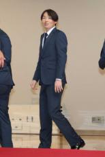 西武・源田「一からやり直したい」で自らレギュラー返上　DH含め野手9枠は競争　西口監督「白紙の状態」