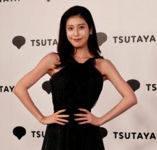 “令和の峰不二子”阿部なつき　AI生成で300万回再生…動画悪用され「ひどい」　