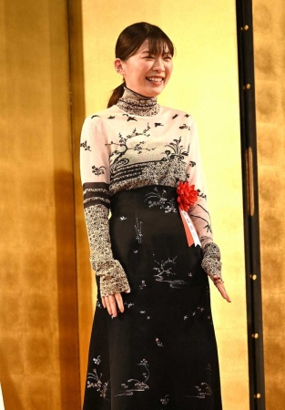 伊藤沙莉　結婚後初の公の場で笑顔　「虎に翼」の受賞祝福「現場が大好きだった」　エランドール賞