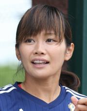 元なでしこ・川澄奈穂美　「これはなんでしょうか」雪で覆われた愛車、新潟で観測史上最大の降雪