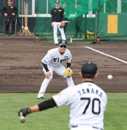 【内田雅也の追球】フォーシームの送球