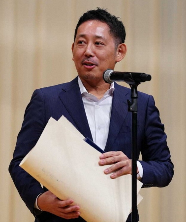 「あんのこと」入江悠監督が監督賞　久々再会の大沢たかおの“妨害”に苦笑　第67回ブルーリボン賞授賞式