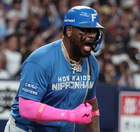 日本ハム・レイエスが86打席ぶり決勝4号2ラン！新庄監督の予言的中