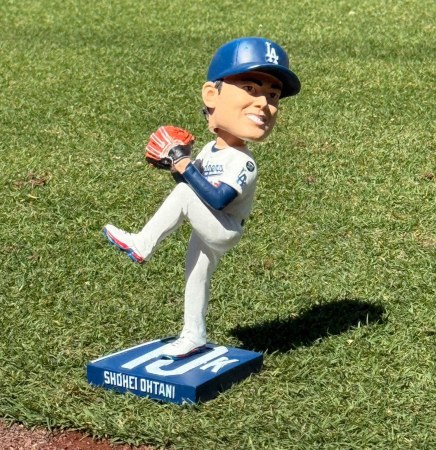 大谷翔平ボブルヘッドデー！「1番・DH」で出場 前日メジャー通算300号