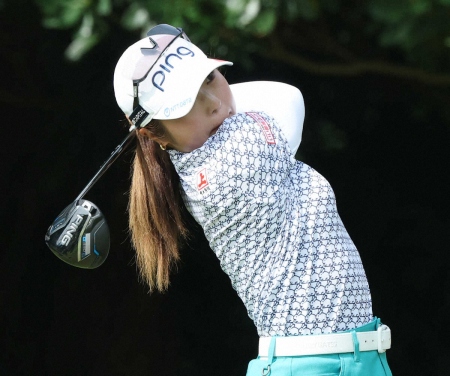 SHC 女性ゴルフプレイヤー 飾り 女子ゴルフ】佐久間朱莉 自身初プレーオフV「ひやひやドキドキしながら