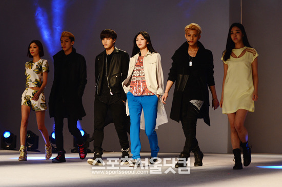[SSphoto] EXOが「ソウルファッションウィーク」のオープニングを飾った！
