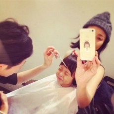SHIHO、サランちゃんのヘアカット中写真を公開して話題