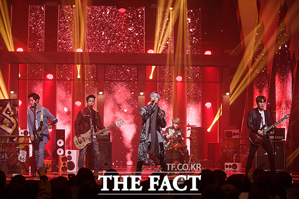 FTISLANDのニューアルバム、発売初日からオリコン３位！！