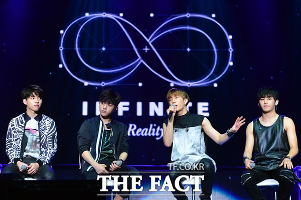 INFINITE、素敵なステージで一座を圧倒！