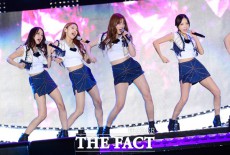 [Photo] KARA「ONE K CONCERT」で清純＆セクシーステージ