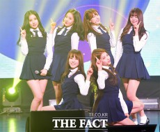 GFRIEND、「ミュージックバンク」で1位...7冠達成！！