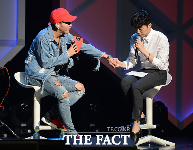 2PM Jun. Kのソロデビューステージにウヨンが登場！「兄さんはいつもありがたい存在」