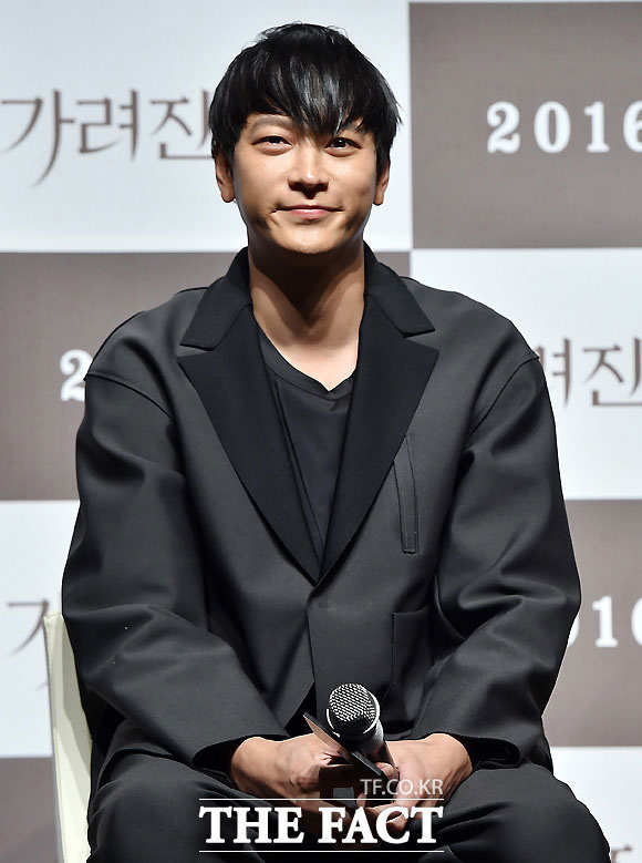 映画「隠された時間」主演カン・ドンウォン、15歳の新人シン・ウンスを賞賛「徹底的に準備してきた」