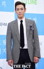 来年入隊予定のBIGBANG T.O.P、義務警察選抜試験を受ける！