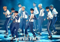 SEVENTEEN、地上波の音楽番組でも1位！デビュー後初めて