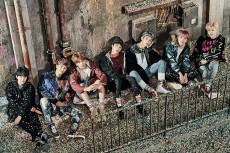 防弾少年団、K-POPグループ史上初 “米iTunes”トップ10ランクイン！