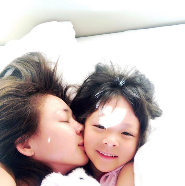 SHIHO、娘・サランちゃんと“元気な朝”公開！
