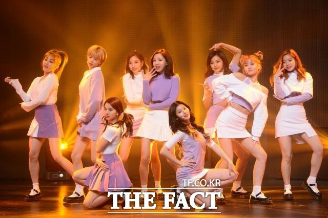 TWICE、韓国のプロデューサーが選んだ“最高歌手”に！！