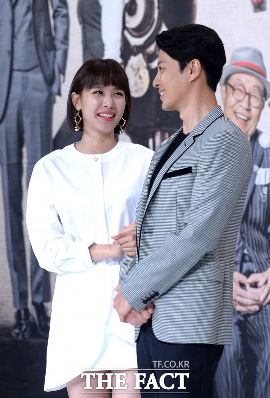 “結婚”女優チョ・ユニ、「イ・ドンゴンは私の明けの明星！」