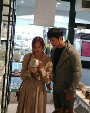 結婚するキム・ソヨン&イ・サンウ、海外のアウトレットでショッピング！
