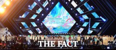 [Photo] “2017 DREAM CONCERT”、トップアイドル集結！