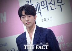 [Photo] ナム・ジュヒョク、ファンの視線を釘付け！