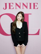 BLACKPINKのJENNIE、いよいよ「SOLO」デビュー！本日（11/12）18時より