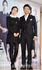 [SSphoto] チェ・ジウ＆イ・ソンジェ “怪しいカップル？”