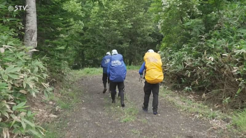 日高山脈で遭難の５１歳女性　無事救助「道に迷った」　山岳救助隊が登山道歩く女性発見　北海道