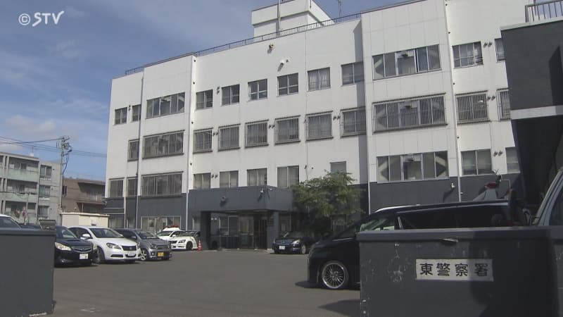 「違う、左肩を触っただけ」公務執行妨害の疑いで逮捕　スーパーの袋詰め用の台に上る　札幌・東警察署