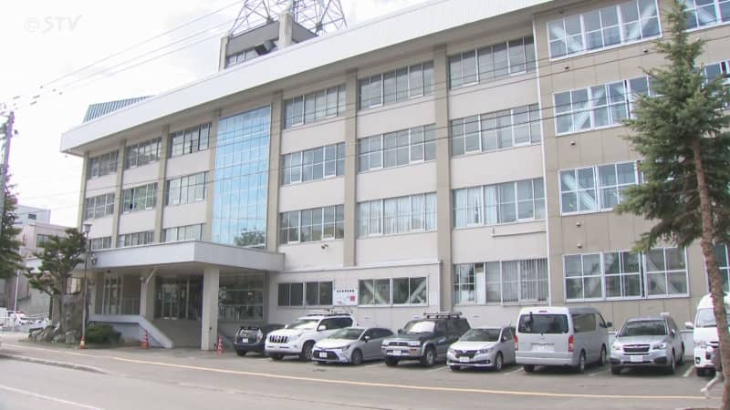 口論の末、同居の男性を押し倒す　男性は床に頭を打ち…44歳女を逮捕　北海道旭川市