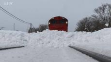 “撮り鉄”スポットでラッセル車が緊急停止　線路内に雪積み上げたか　過去にも危険行為　北海道