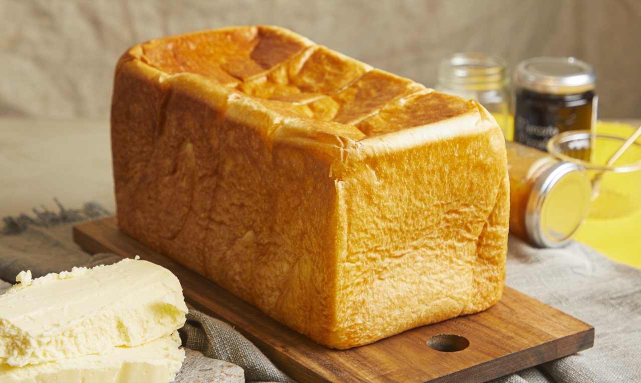 あの人気ベーカリーがプロデュース！発酵バター高級食パン「やまびこ」新発売
