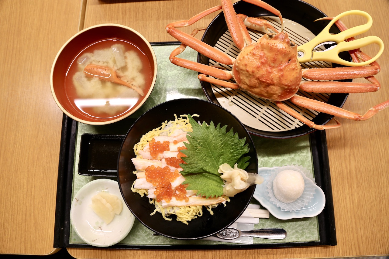 カニ丼、ソフトクリーム、いちごスイーツ・・・「水木しげるロード」おすすめグルメスポット３選【鳥取県】