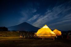 待望の富士山開山！１組限定プライベートグランピング × Mt. Fujiトレッキングツアー