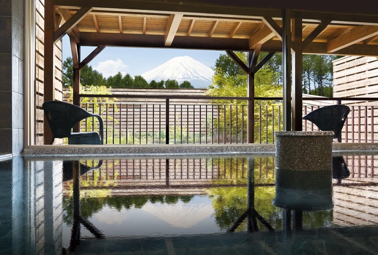 富士山を望みながらBBQと焚き火を満喫！アウトドア体験＆快適ホテルステイ