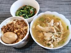 【台湾】具だくさんな“豚肉とろみスープ”が大人気！台北・東門市場近く「東門赤肉羹」
