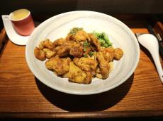 【台湾】揚げたての鶏肉たっぷりの汁なし麺が絶品！隠れ家のような雰囲気の台北「來了就吃」